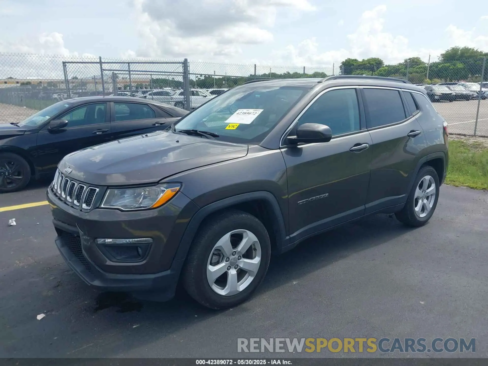 2 Photograph of a damaged car 3C4NJCBB5MT592152 JEEP COMPASS 2021