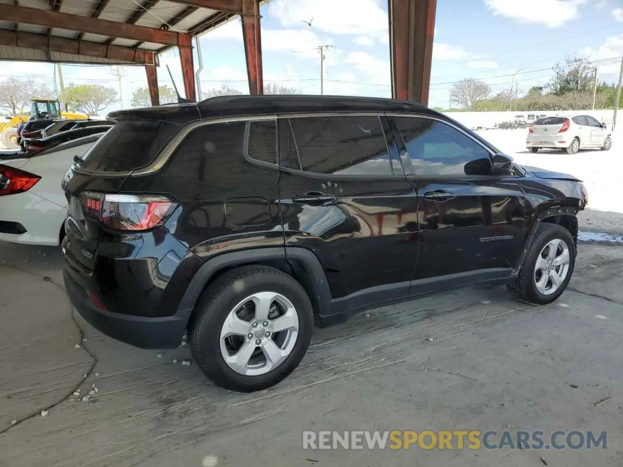 3 Photograph of a damaged car 3C4NJCBB6MT552825 JEEP COMPASS 2021
