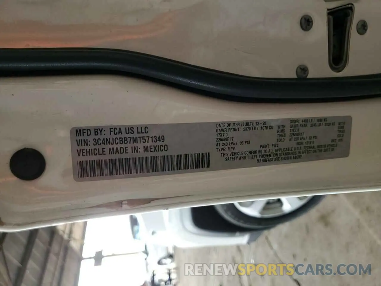 13 Photograph of a damaged car 3C4NJCBB7MT571349 JEEP COMPASS 2021