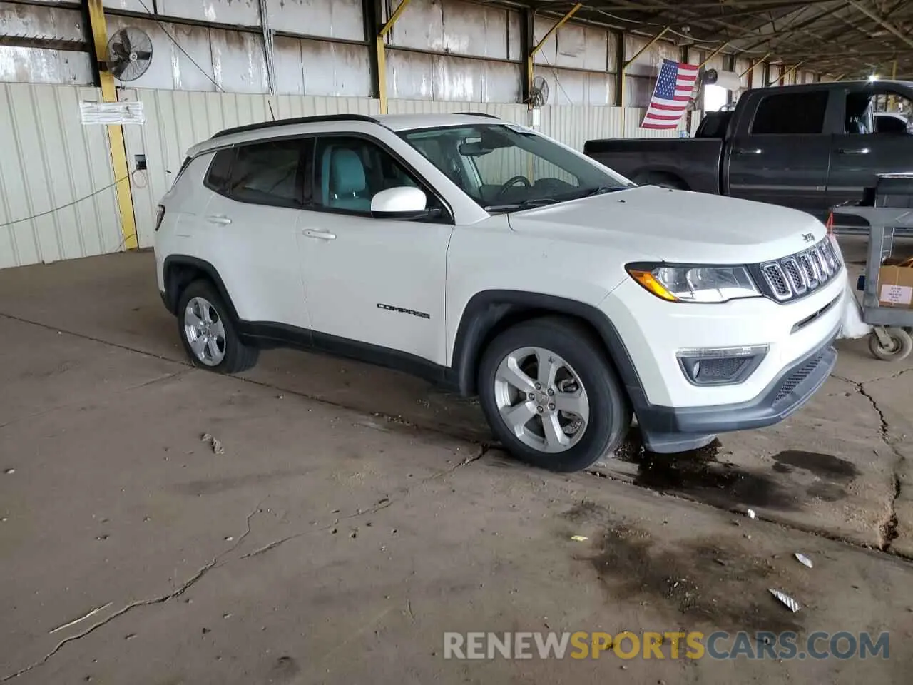 4 Photograph of a damaged car 3C4NJCBB7MT571349 JEEP COMPASS 2021