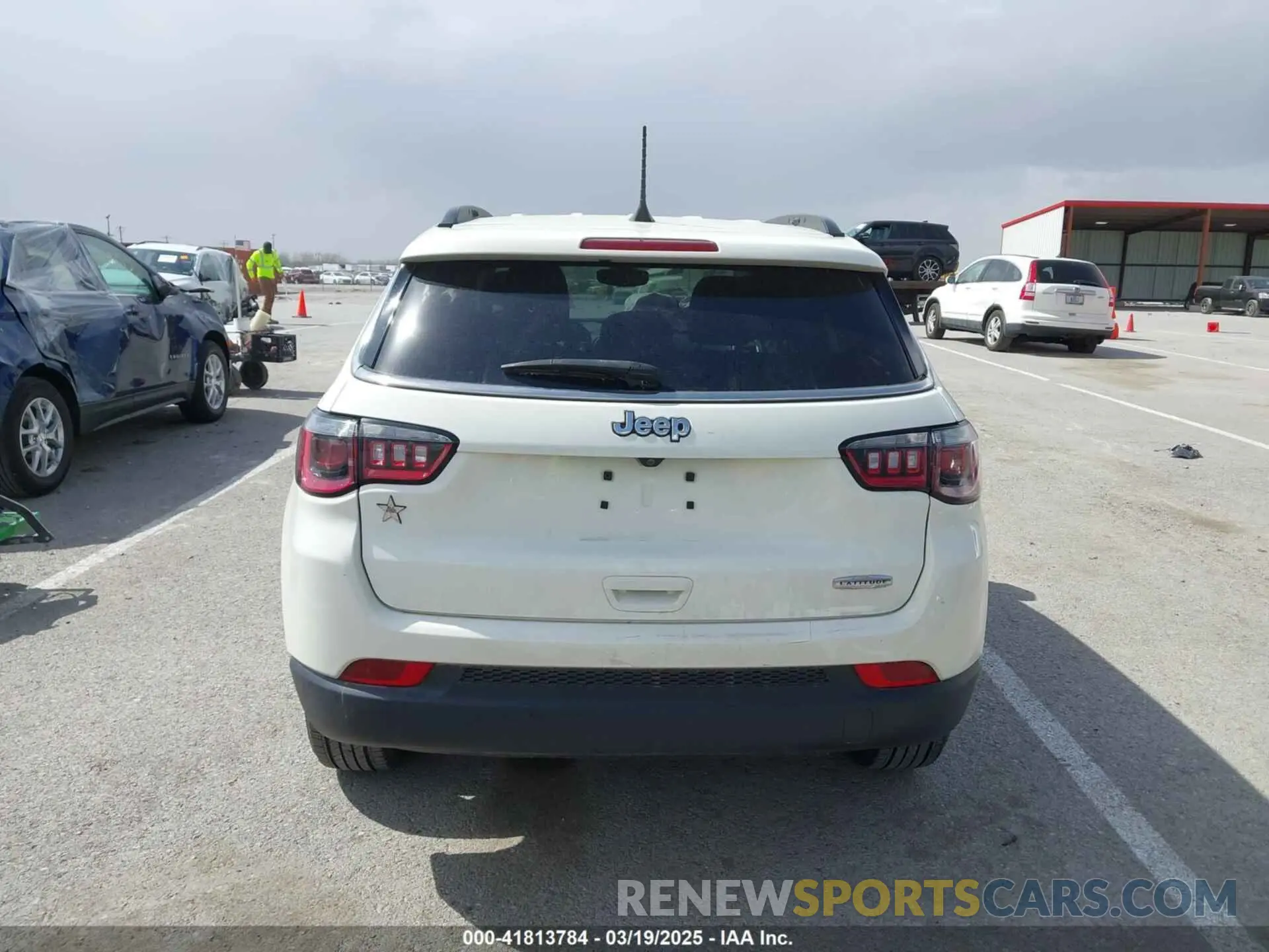 16 Photograph of a damaged car 3C4NJCBB7MT580777 JEEP COMPASS 2021
