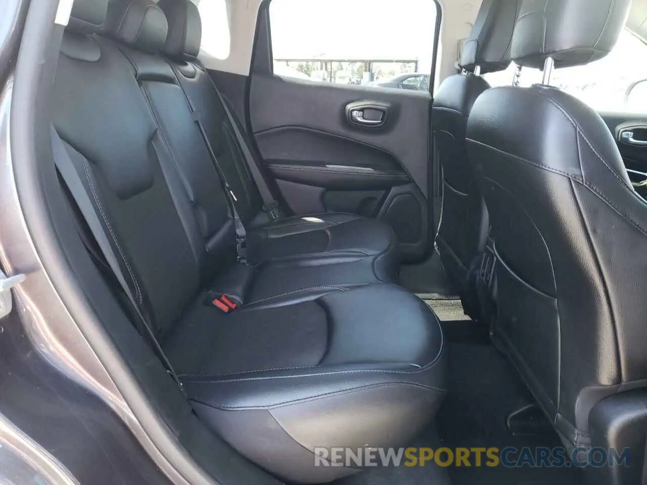11 Photograph of a damaged car 3C4NJCBB8MT604603 JEEP COMPASS 2021