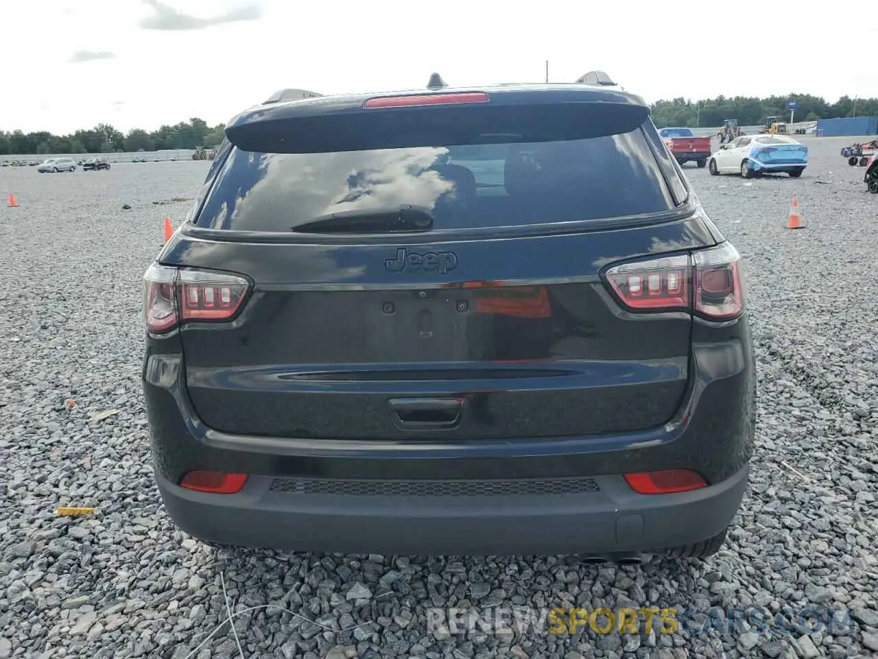 6 Photograph of a damaged car 3C4NJCBBXMT514336 JEEP COMPASS 2021