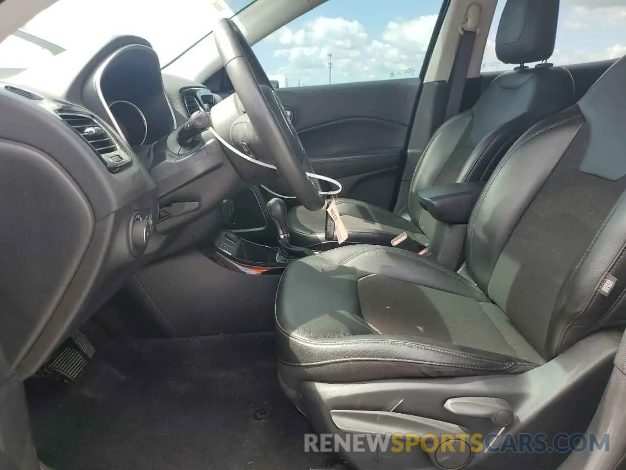 7 Photograph of a damaged car 3C4NJCBBXMT514336 JEEP COMPASS 2021