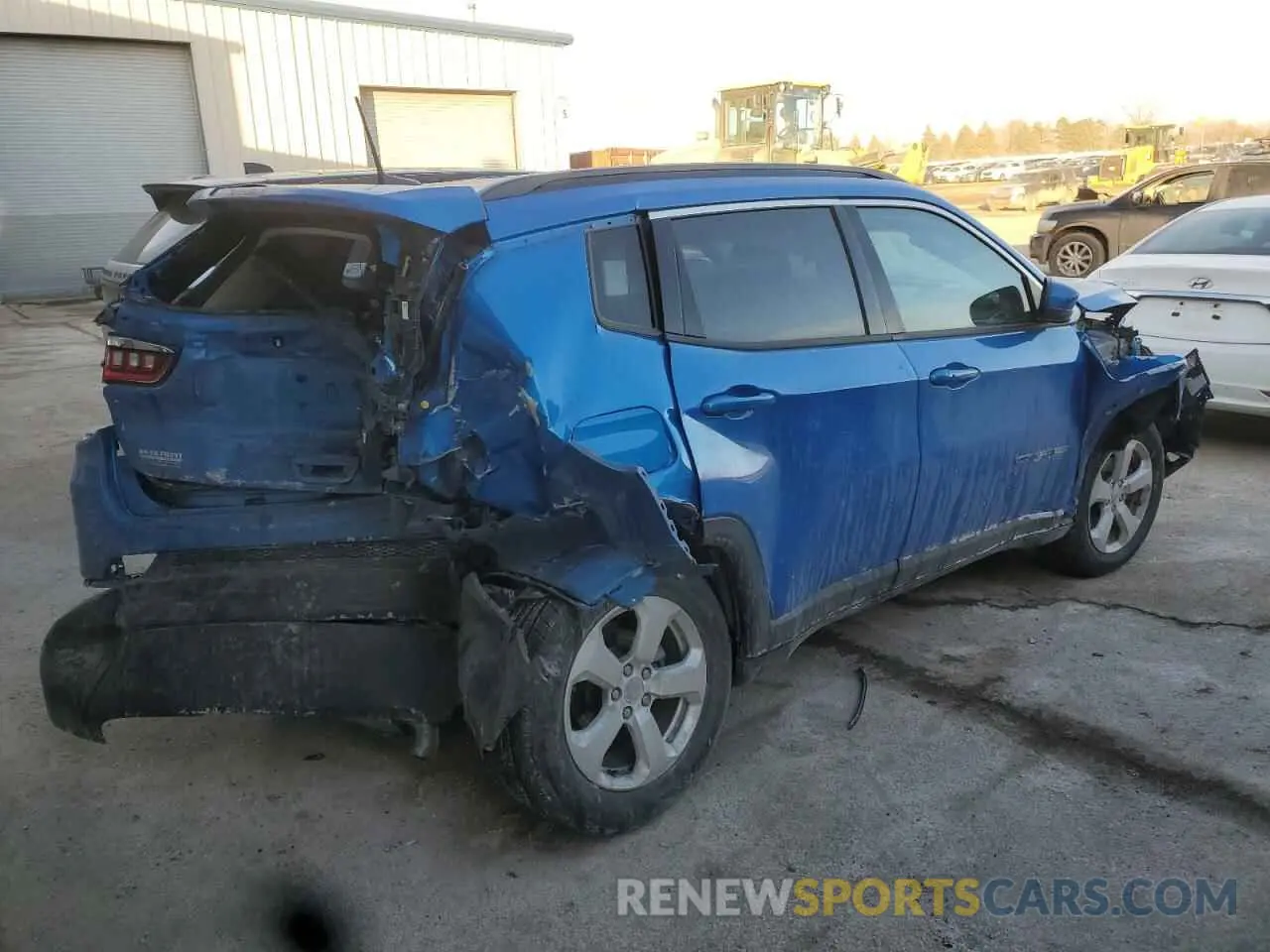3 Photograph of a damaged car 3C4NJCBBXMT570986 JEEP COMPASS 2021
