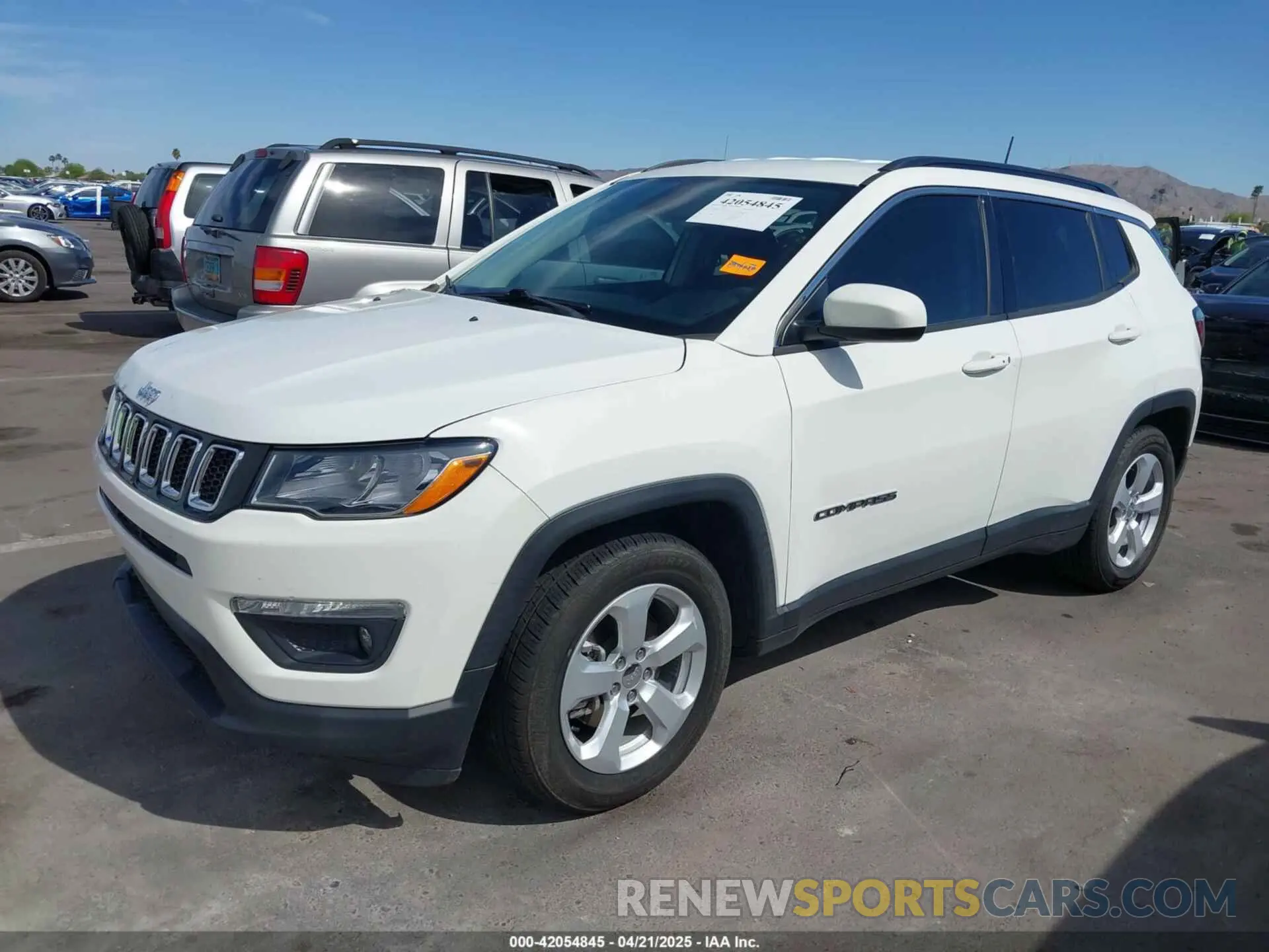 2 Photograph of a damaged car 3C4NJCBBXMT581213 JEEP COMPASS 2021