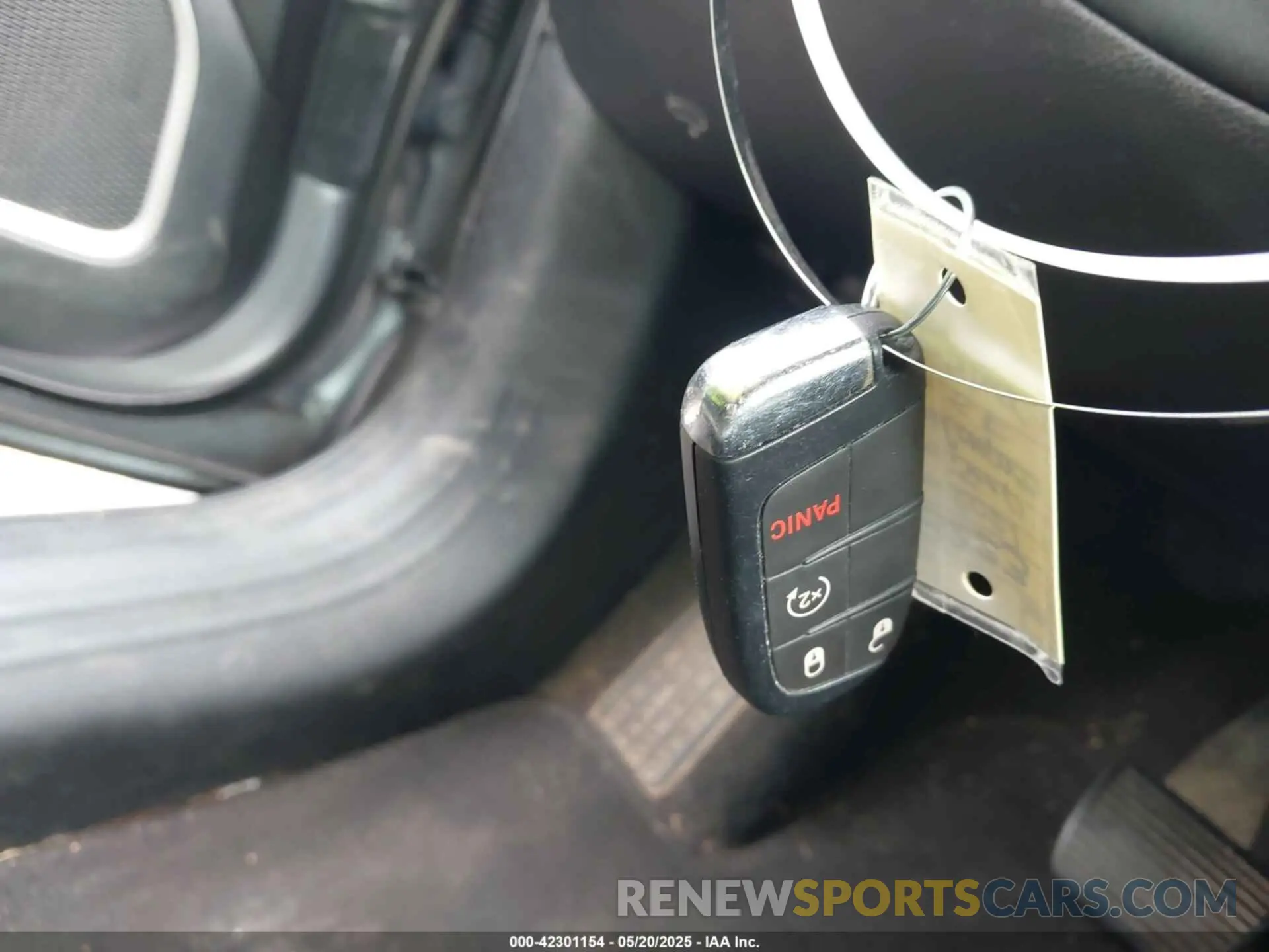 11 Photograph of a damaged car 3C4NJCCB0MT573569 JEEP COMPASS 2021
