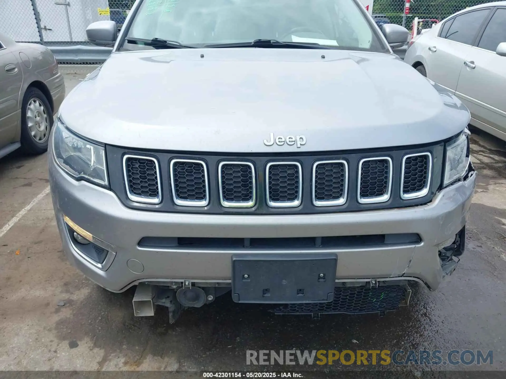 19 Photograph of a damaged car 3C4NJCCB0MT573569 JEEP COMPASS 2021
