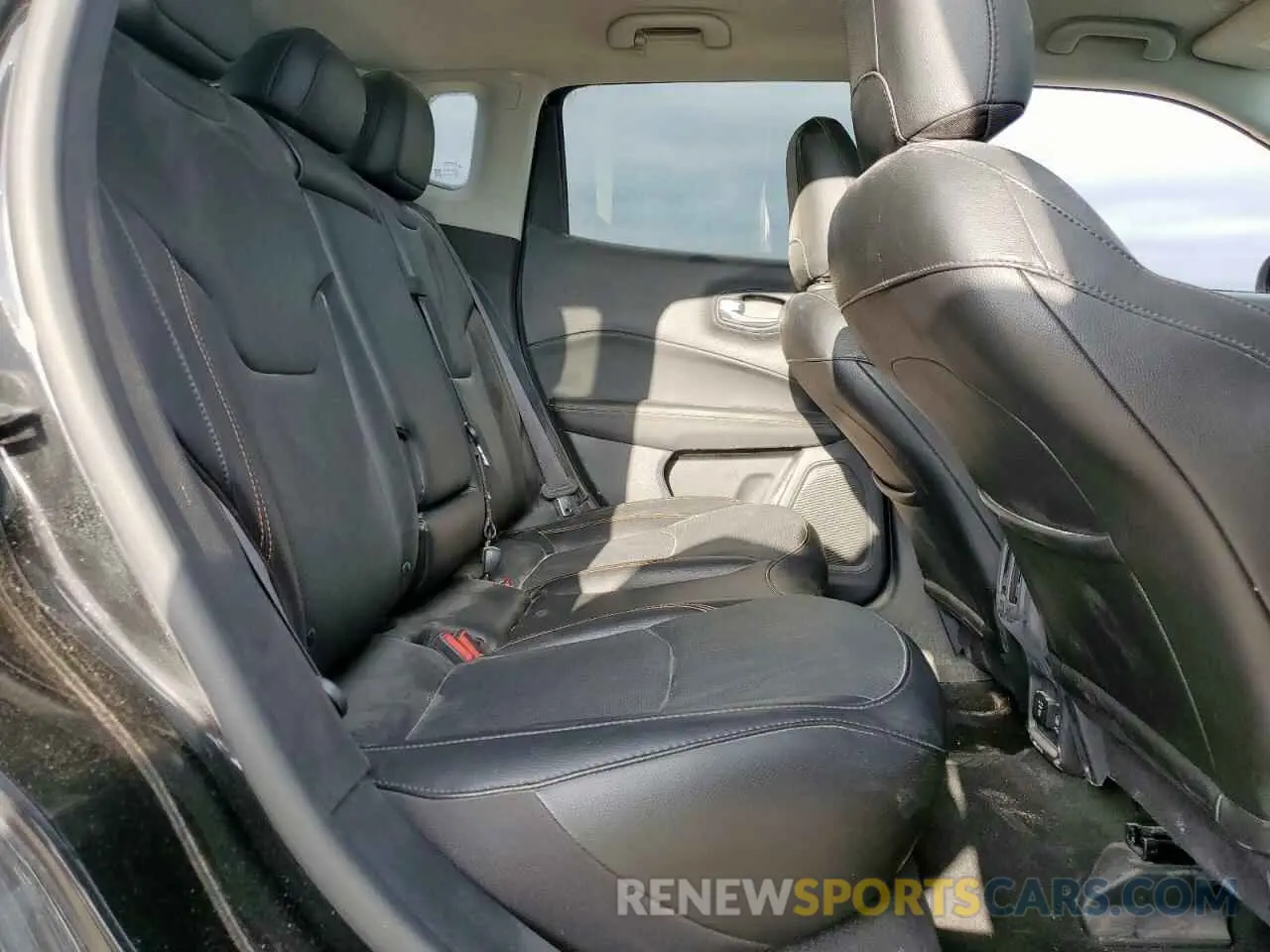 11 Photograph of a damaged car 3C4NJCCB4MT510894 JEEP COMPASS 2021
