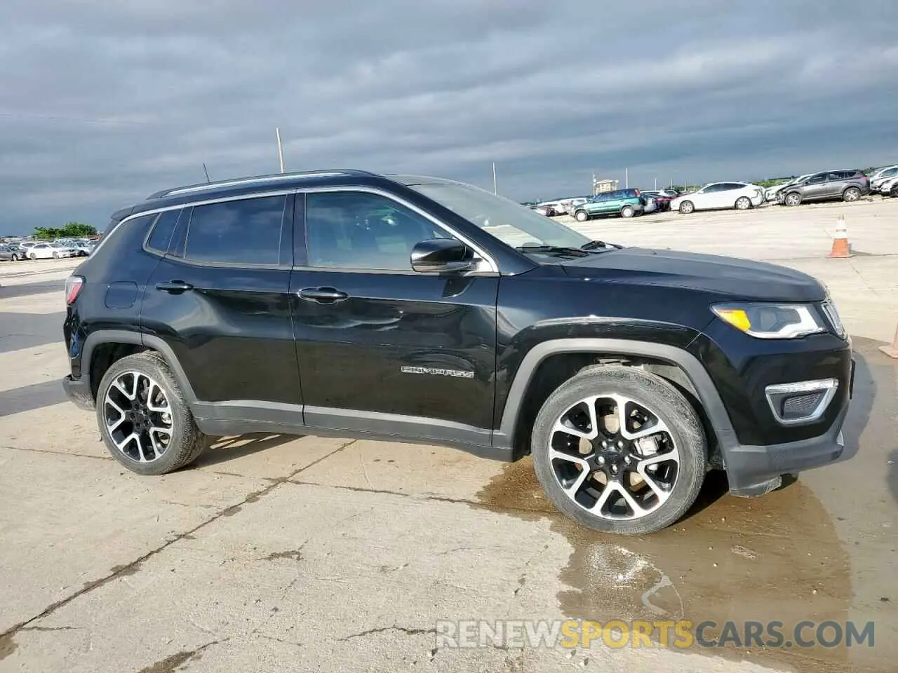 4 Photograph of a damaged car 3C4NJCCB4MT510894 JEEP COMPASS 2021