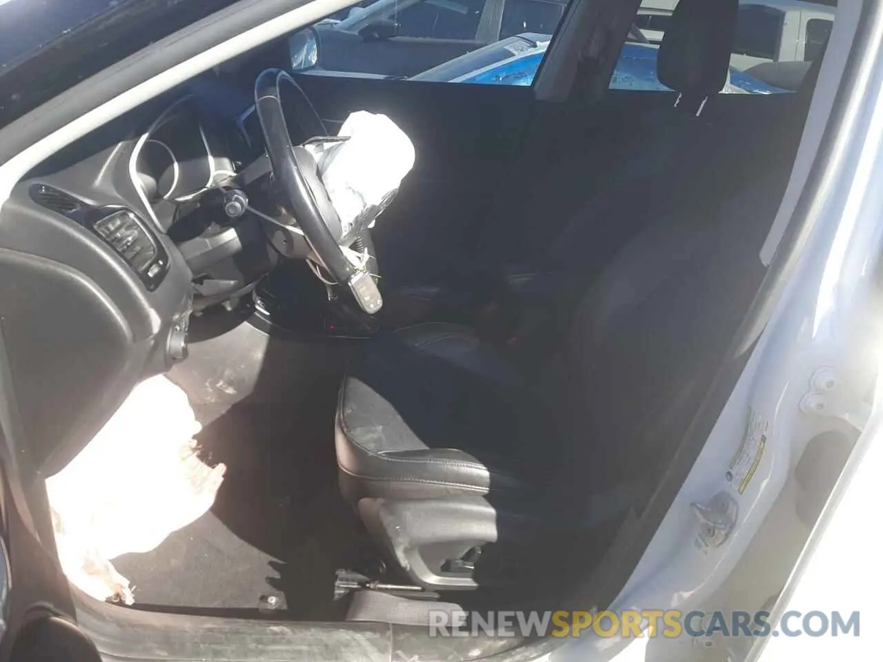 7 Photograph of a damaged car 3C4NJCCB5MT545637 JEEP COMPASS 2021