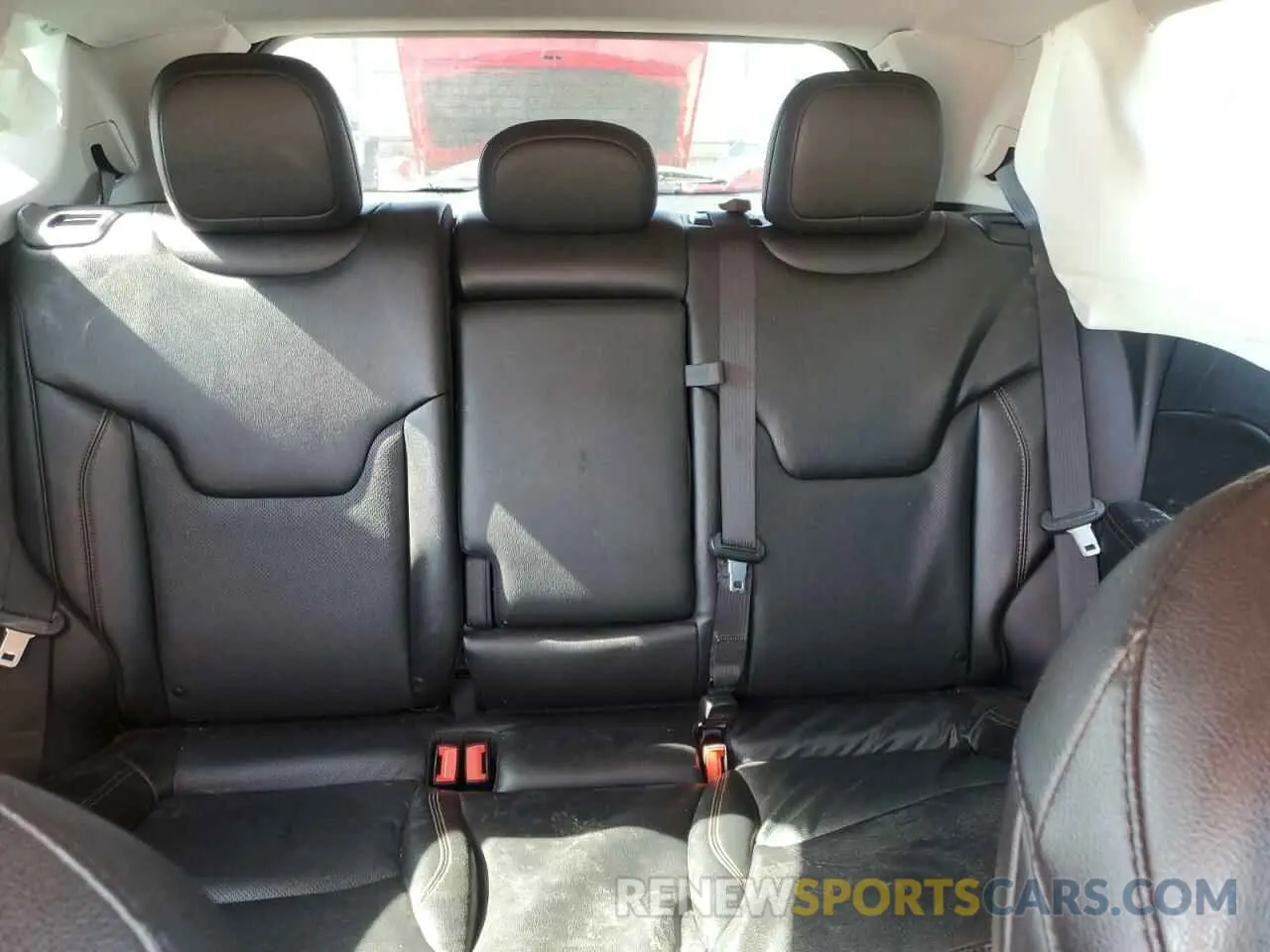10 Photograph of a damaged car 3C4NJCCB9MT531448 JEEP COMPASS 2021
