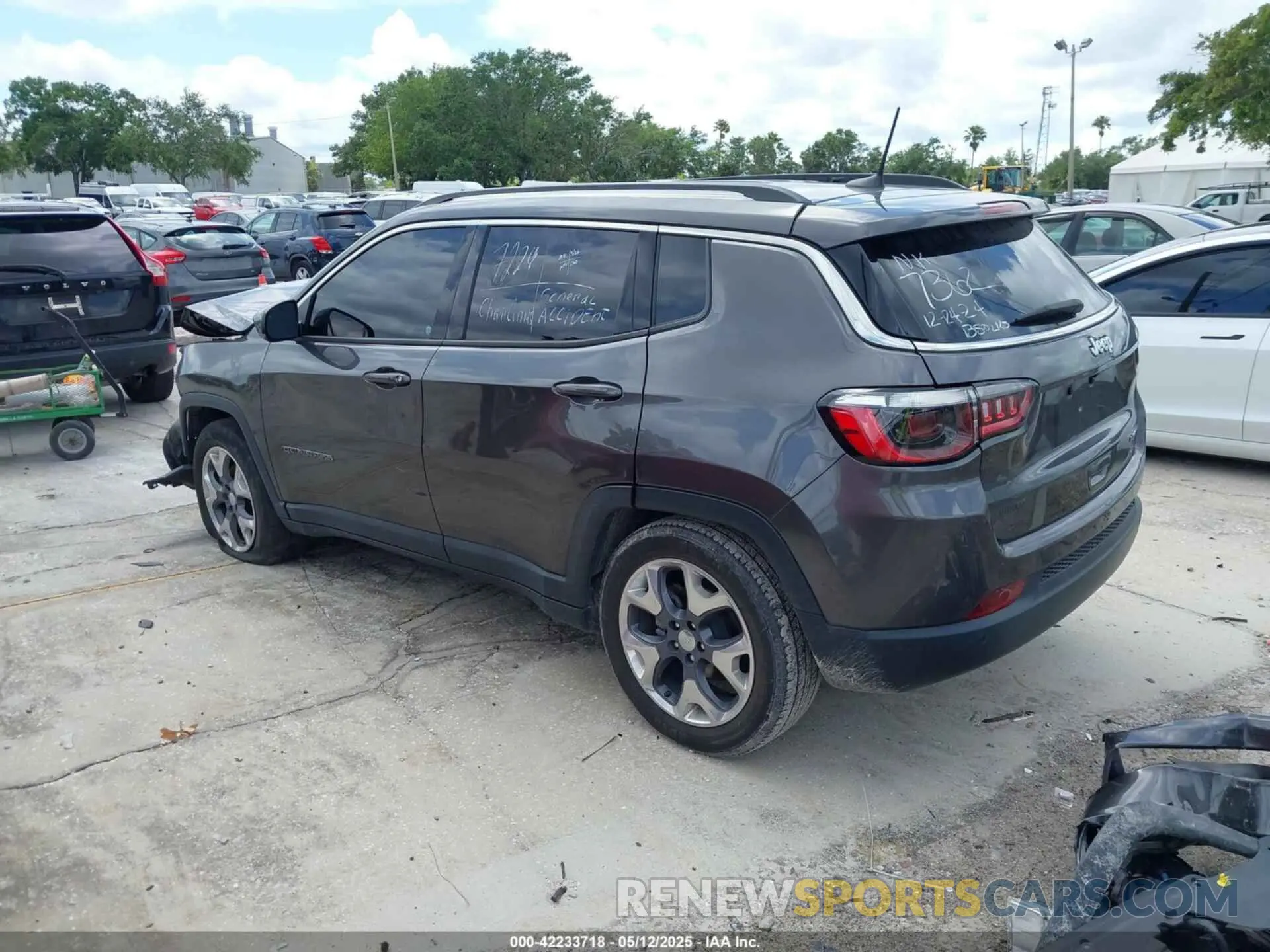 3 Photograph of a damaged car 3C4NJCCB9MT573621 JEEP COMPASS 2021