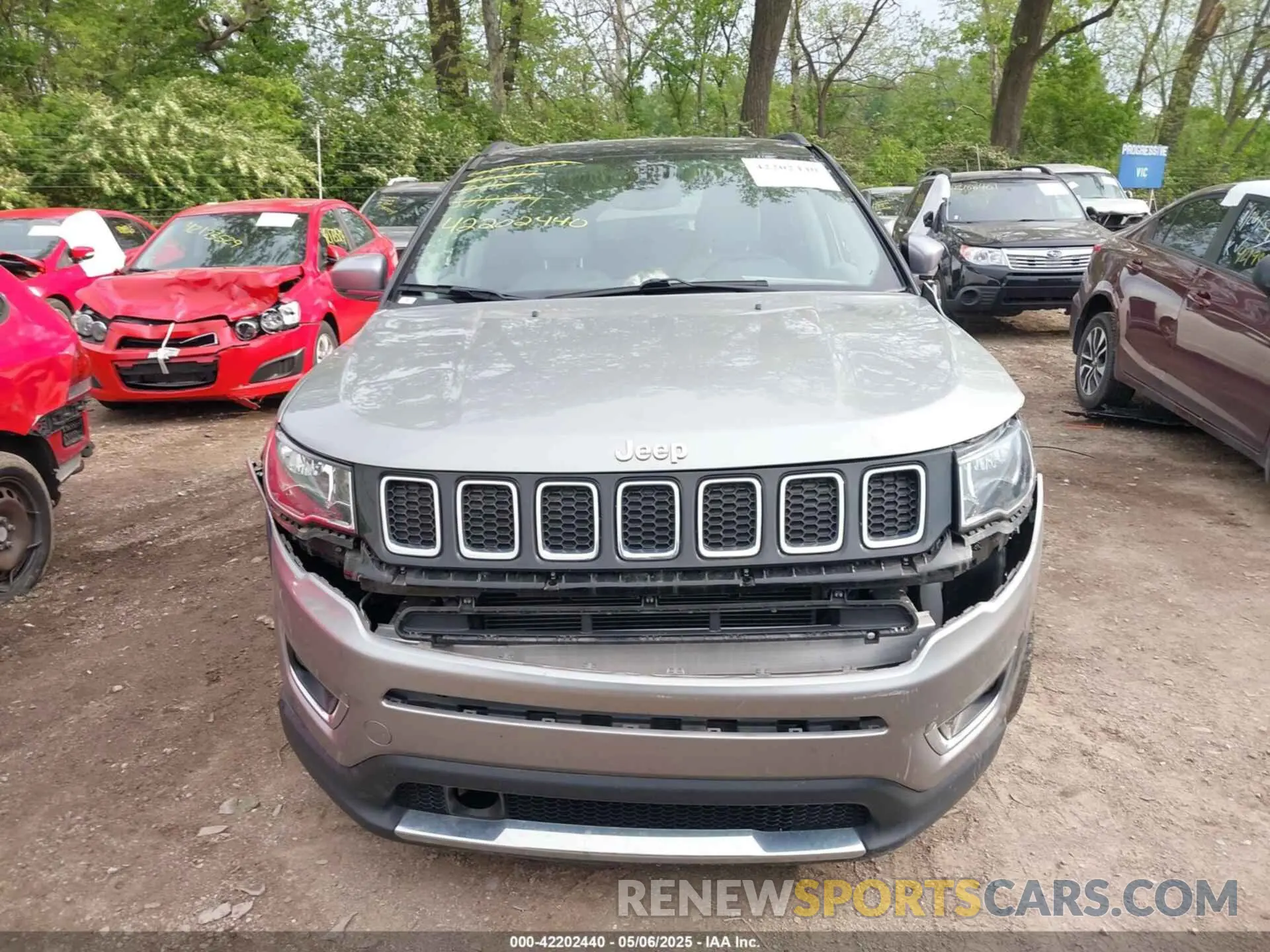 12 Photograph of a damaged car 3C4NJCCB9MT588894 JEEP COMPASS 2021