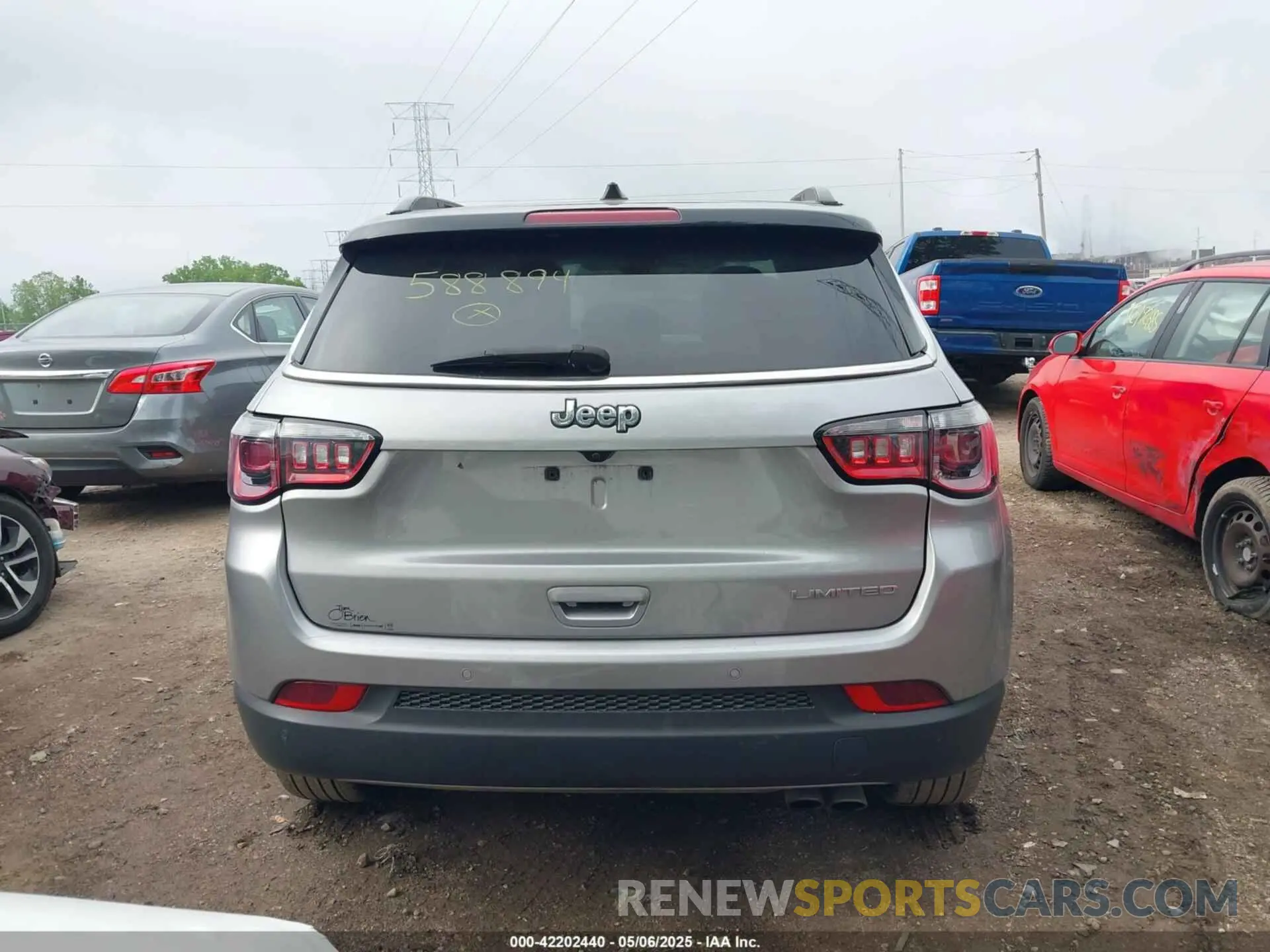 16 Photograph of a damaged car 3C4NJCCB9MT588894 JEEP COMPASS 2021