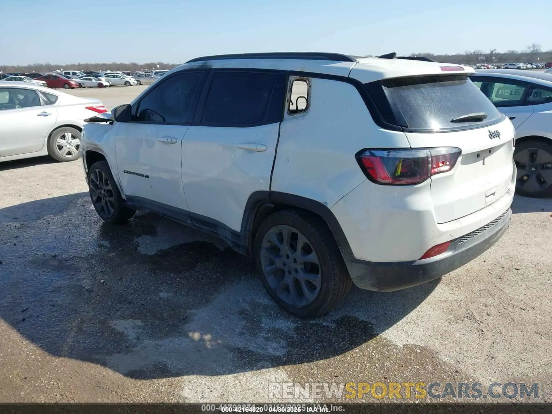 3 Photograph of a damaged car 3C4NJCEB0MT545770 JEEP COMPASS 2021