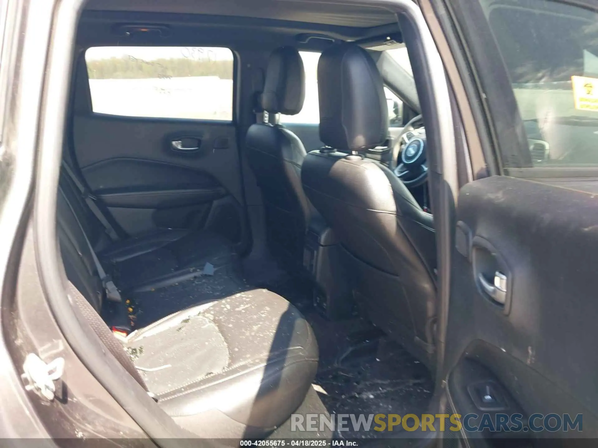 8 Photograph of a damaged car 3C4NJCEB1MT548631 JEEP COMPASS 2021