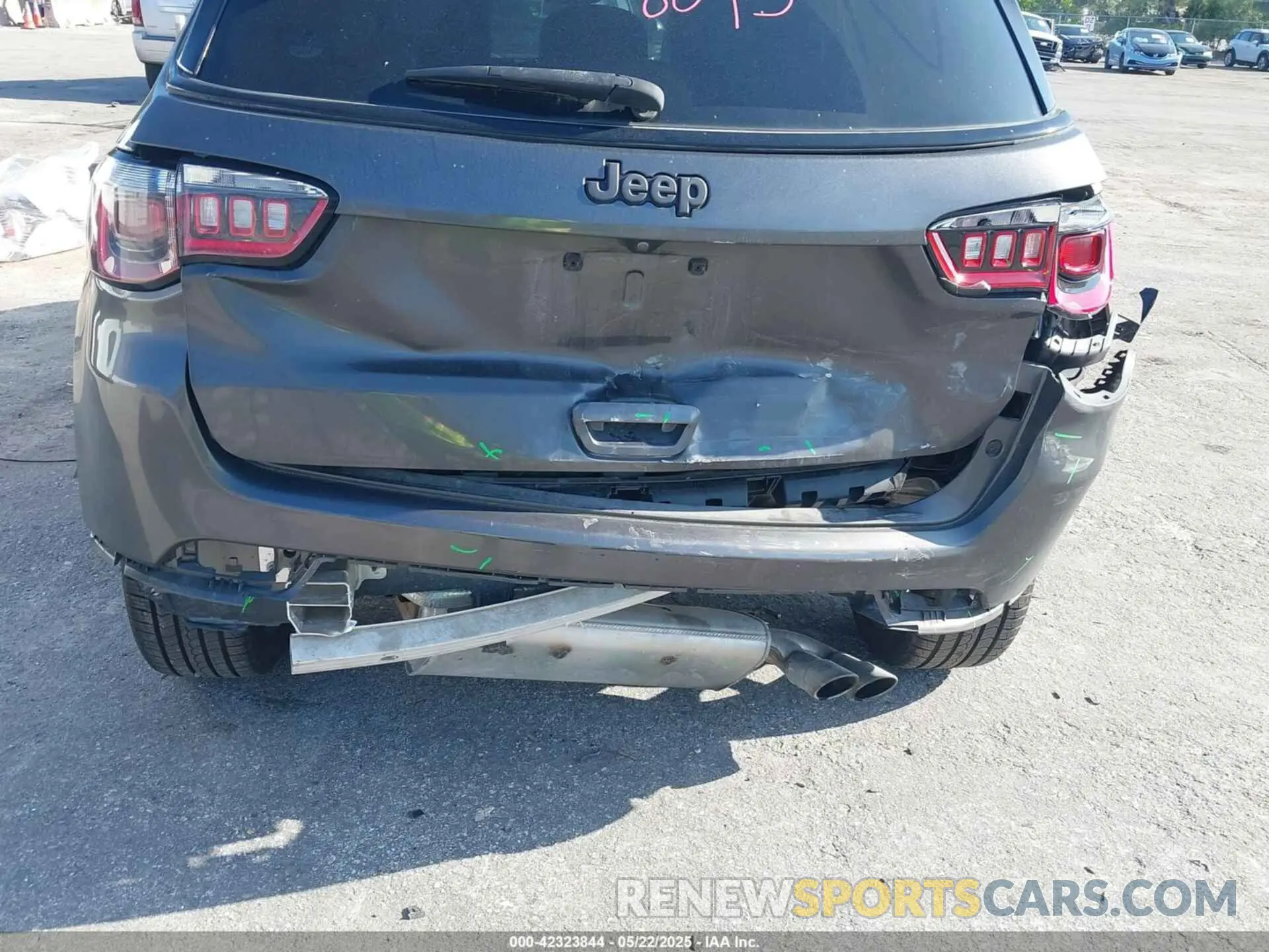 6 Photograph of a damaged car 3C4NJCEB4MT564077 JEEP COMPASS 2021
