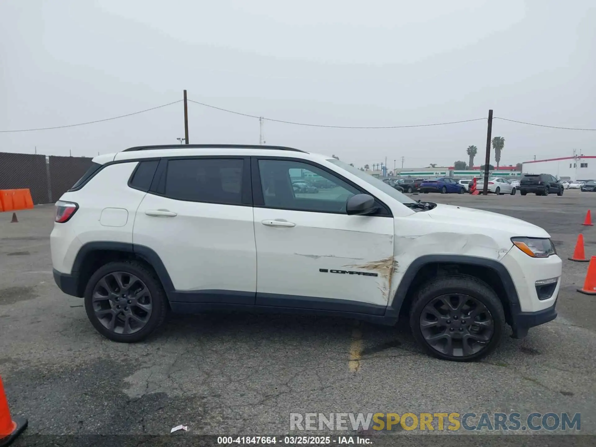 13 Photograph of a damaged car 3C4NJCEB4MT577055 JEEP COMPASS 2021