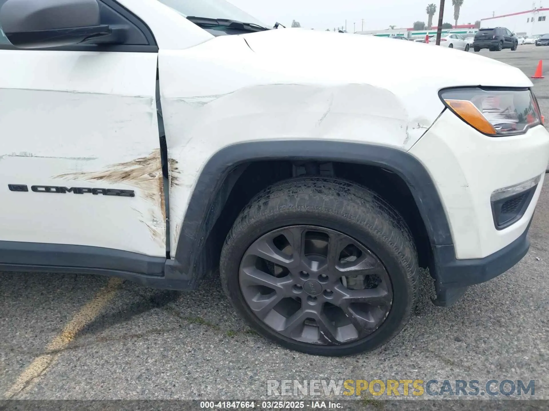6 Photograph of a damaged car 3C4NJCEB4MT577055 JEEP COMPASS 2021