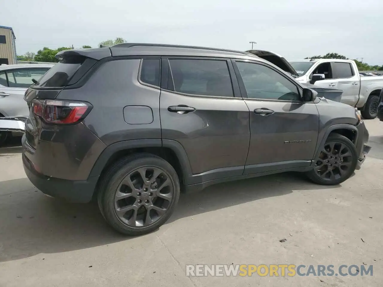 3 Photograph of a damaged car 3C4NJCEB6MT522753 JEEP COMPASS 2021