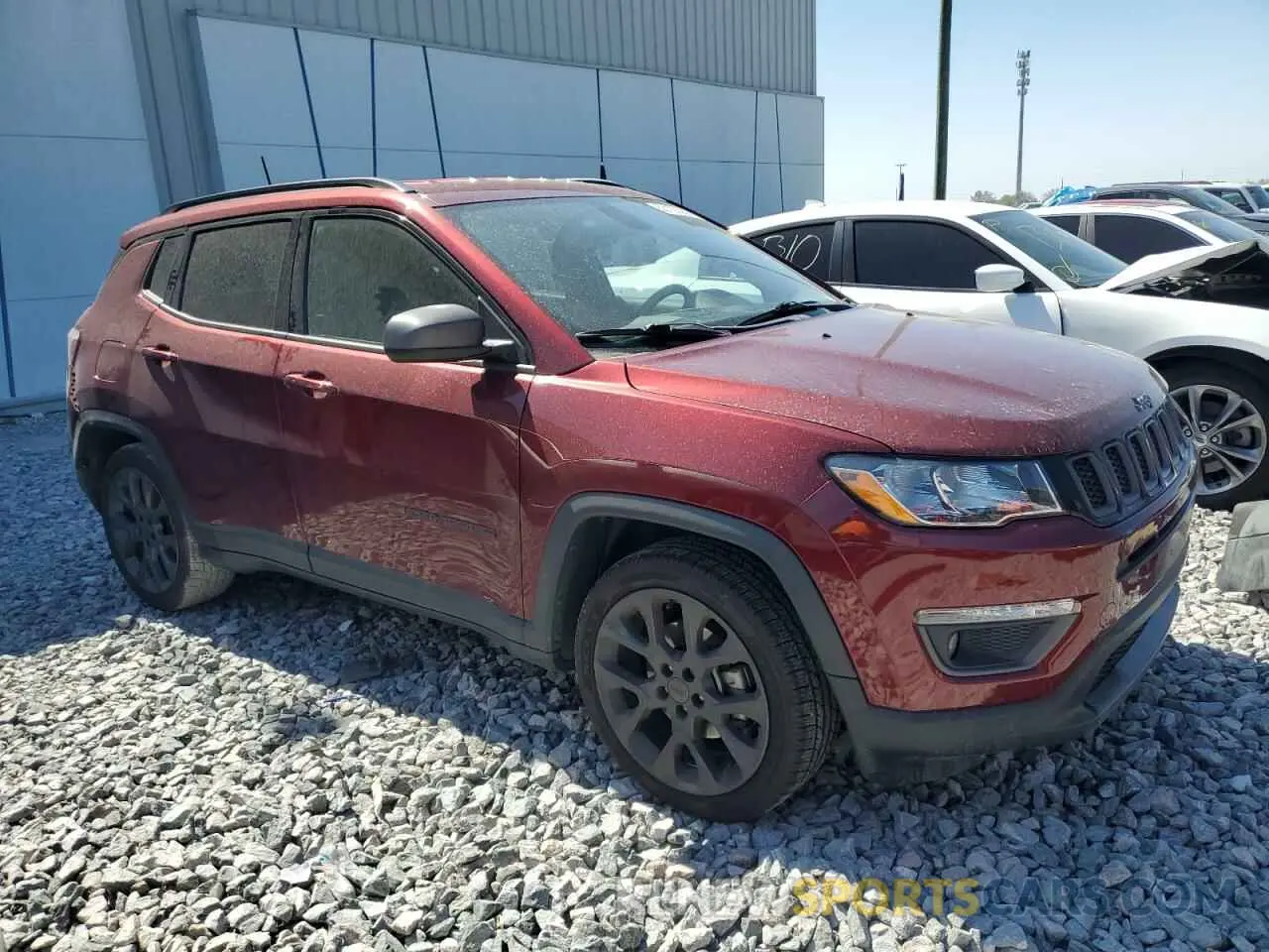 4 Photograph of a damaged car 3C4NJCEB6MT532733 JEEP COMPASS 2021