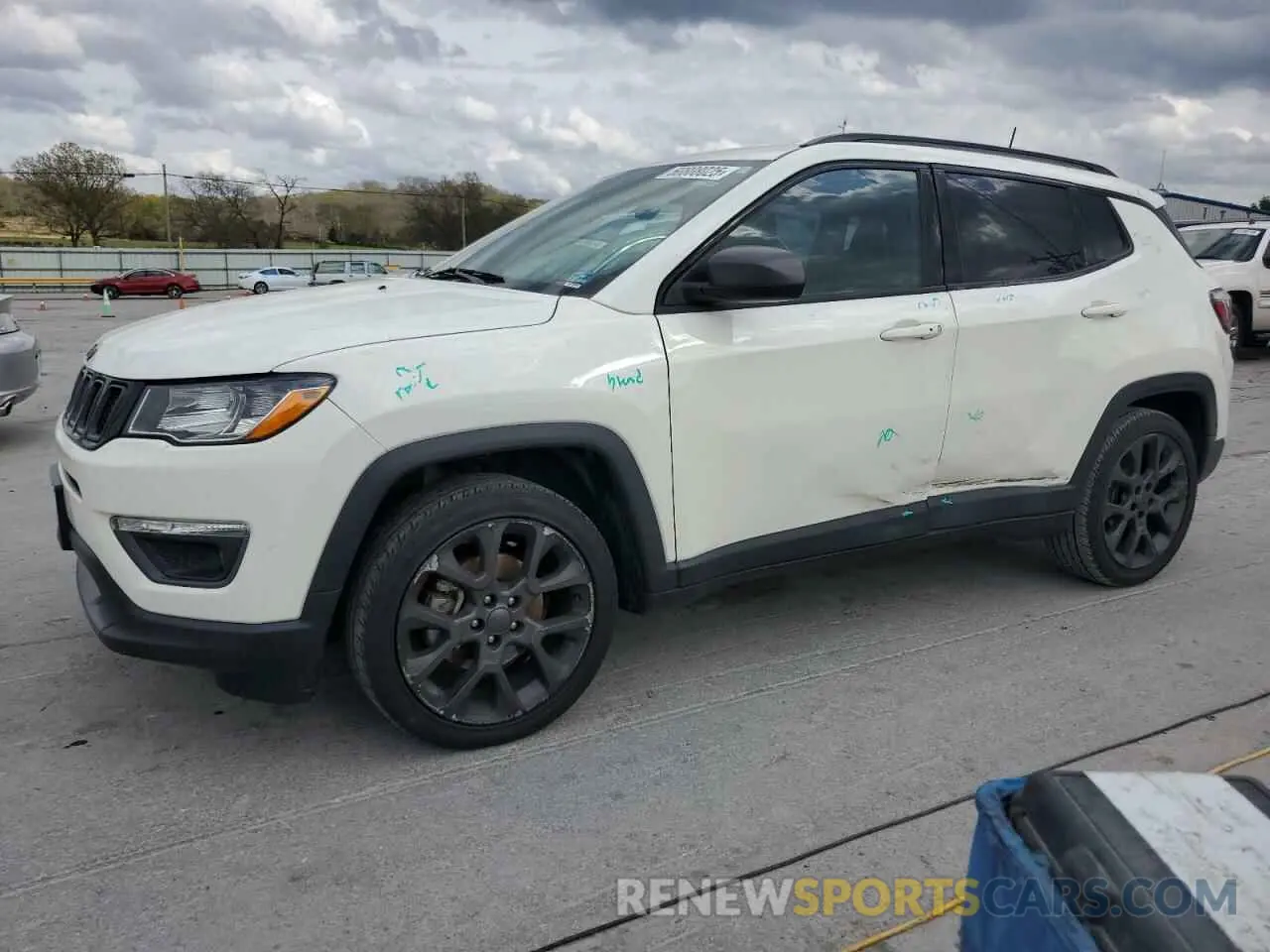 1 Photograph of a damaged car 3C4NJCEB7MT535933 JEEP COMPASS 2021