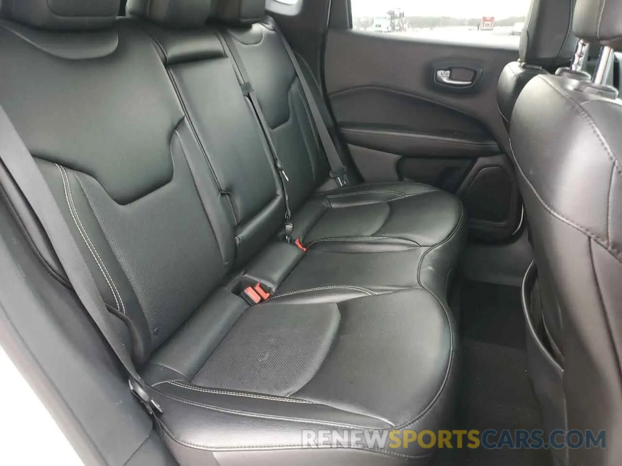 11 Photograph of a damaged car 3C4NJCEB7MT535933 JEEP COMPASS 2021