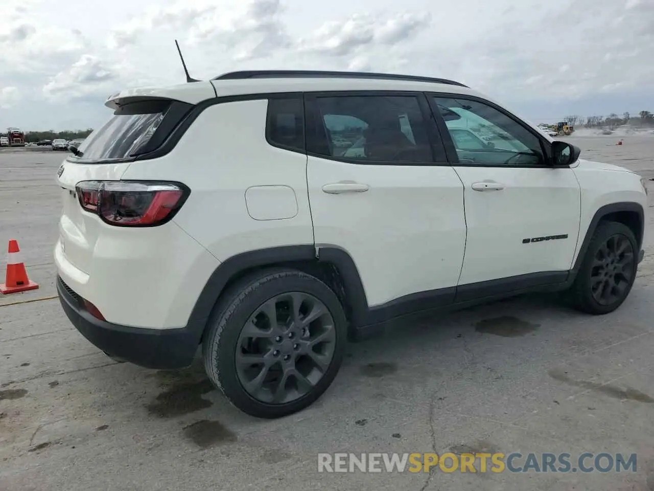 3 Photograph of a damaged car 3C4NJCEB7MT535933 JEEP COMPASS 2021