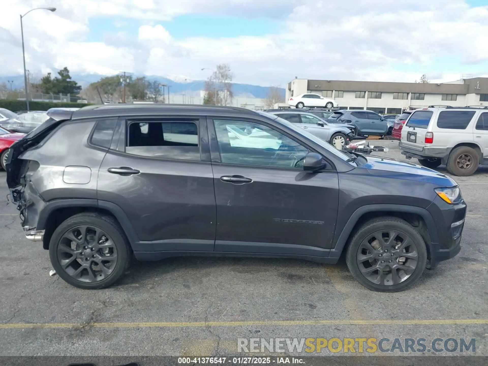 14 Photograph of a damaged car 3C4NJCEB7MT596909 JEEP COMPASS 2021
