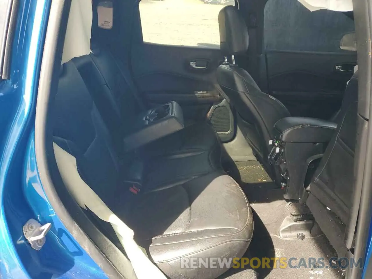 10 Photograph of a damaged car 3C4NJCEB8MT549145 JEEP COMPASS 2021