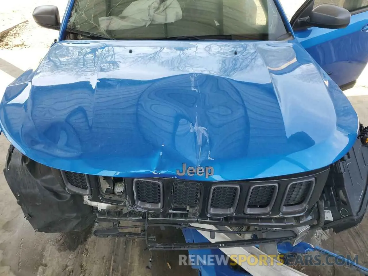 11 Photograph of a damaged car 3C4NJCEB8MT549145 JEEP COMPASS 2021