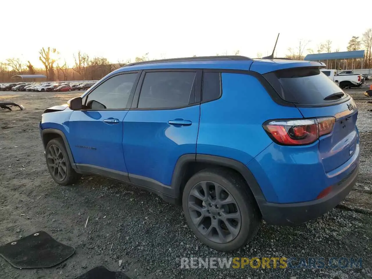 2 Photograph of a damaged car 3C4NJCEB9MT552992 JEEP COMPASS 2021