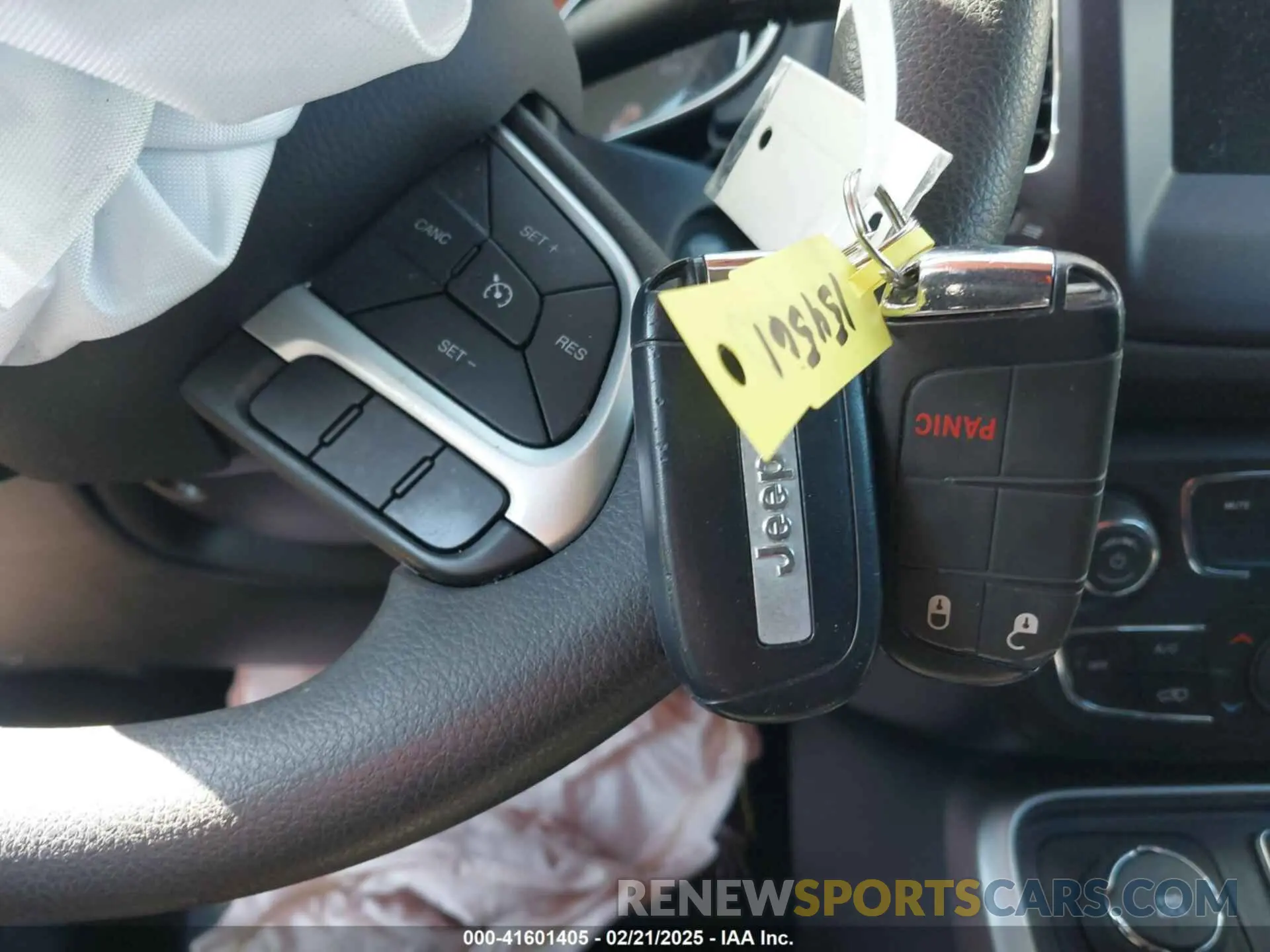 11 Photograph of a damaged car 3C4NJDAB0MT556781 JEEP COMPASS 2021