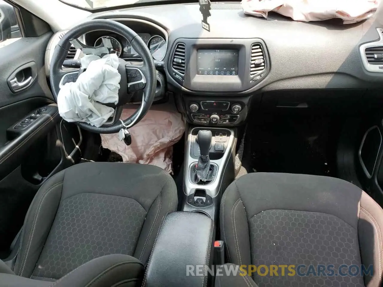 8 Photograph of a damaged car 3C4NJDAB0MT591580 JEEP COMPASS 2021