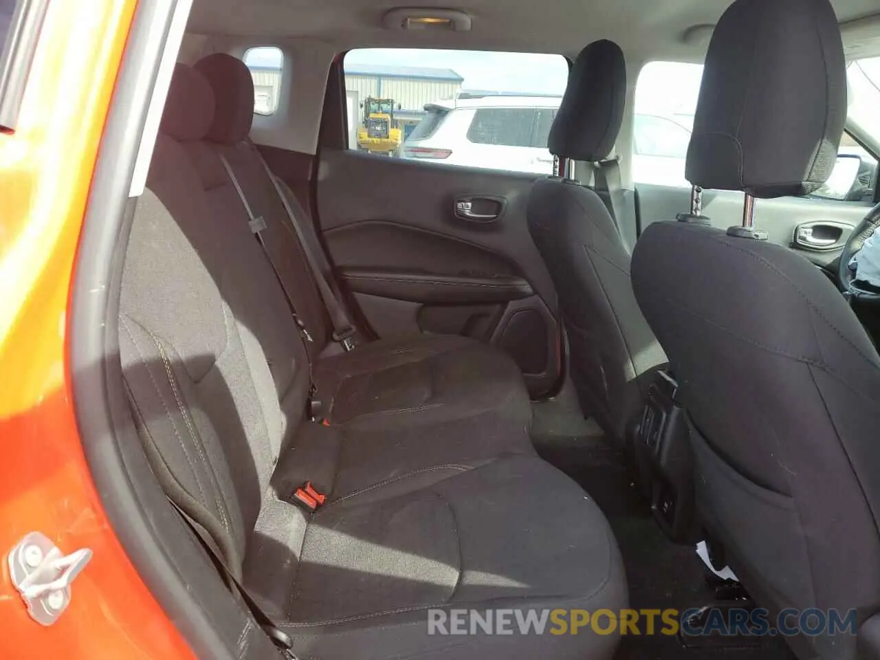 12 Photograph of a damaged car 3C4NJDAB1MT500431 JEEP COMPASS 2021