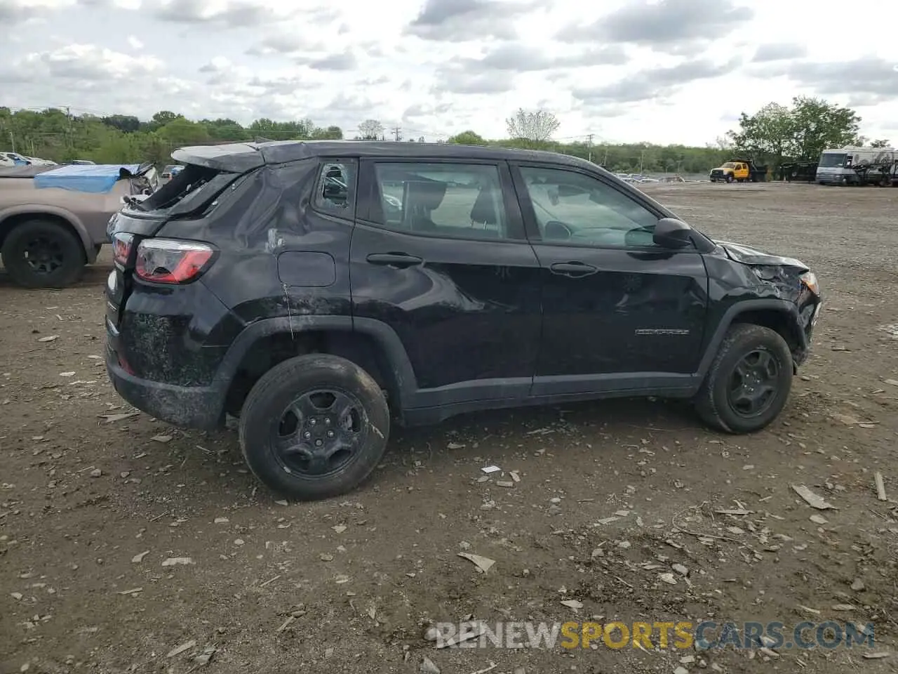 3 Photograph of a damaged car 3C4NJDAB2MT572027 JEEP COMPASS 2021