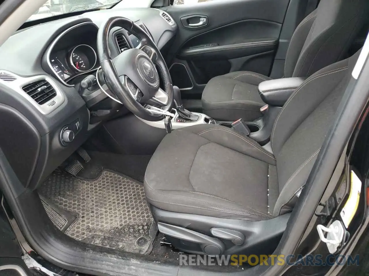 7 Photograph of a damaged car 3C4NJDAB4MT504800 JEEP COMPASS 2021
