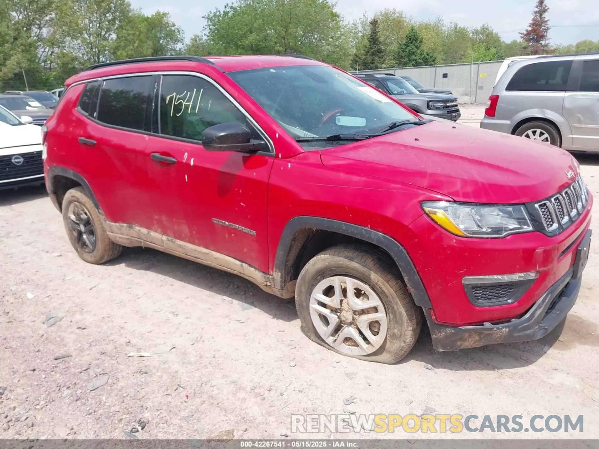 1 Photograph of a damaged car 3C4NJDAB6MT525308 JEEP COMPASS 2021