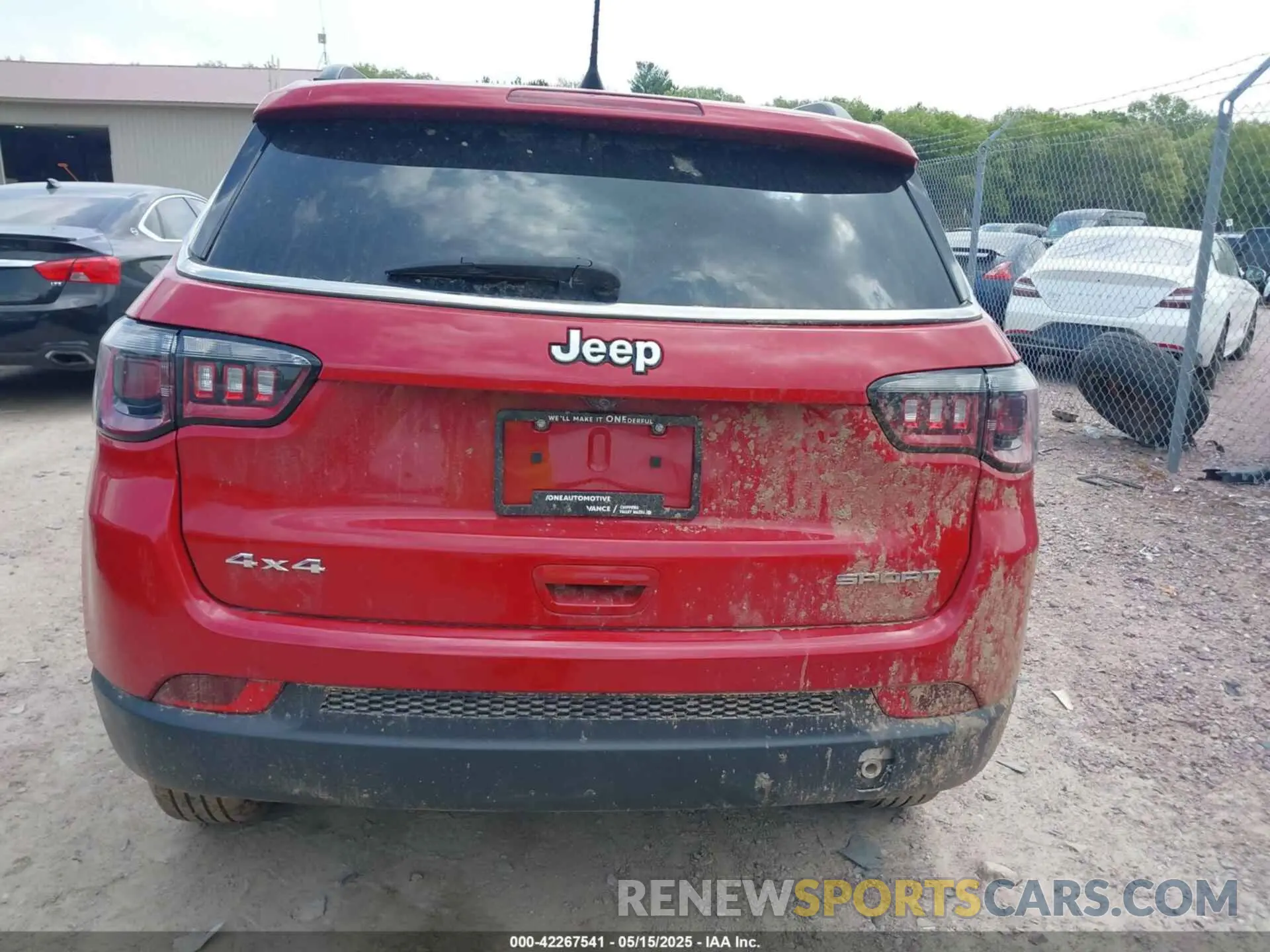 15 Photograph of a damaged car 3C4NJDAB6MT525308 JEEP COMPASS 2021