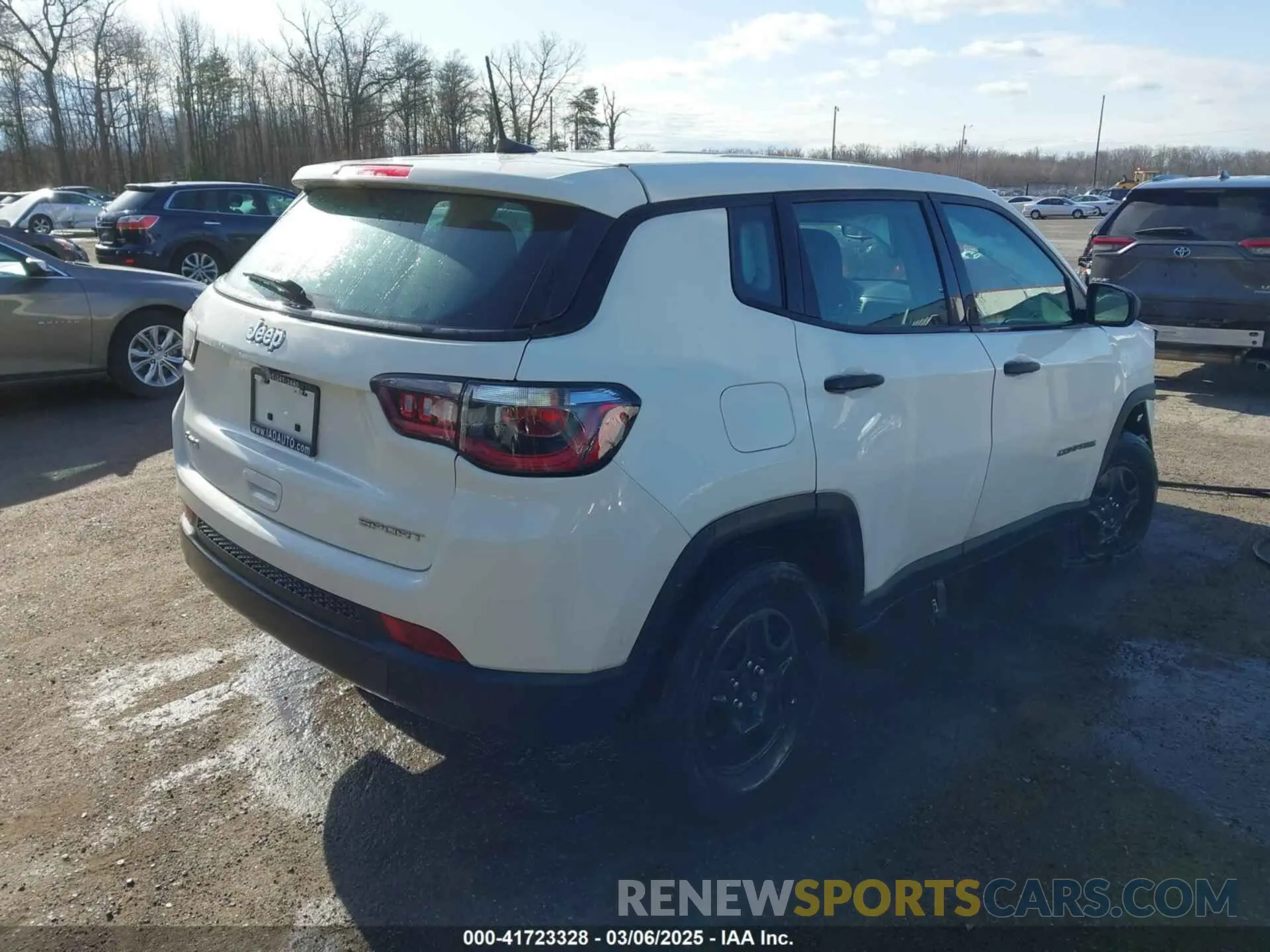 4 Photograph of a damaged car 3C4NJDAB7MT510591 JEEP COMPASS 2021