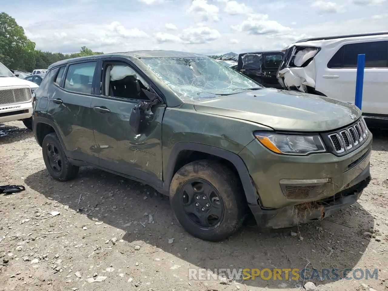 4 Photograph of a damaged car 3C4NJDAB7MT598591 JEEP COMPASS 2021