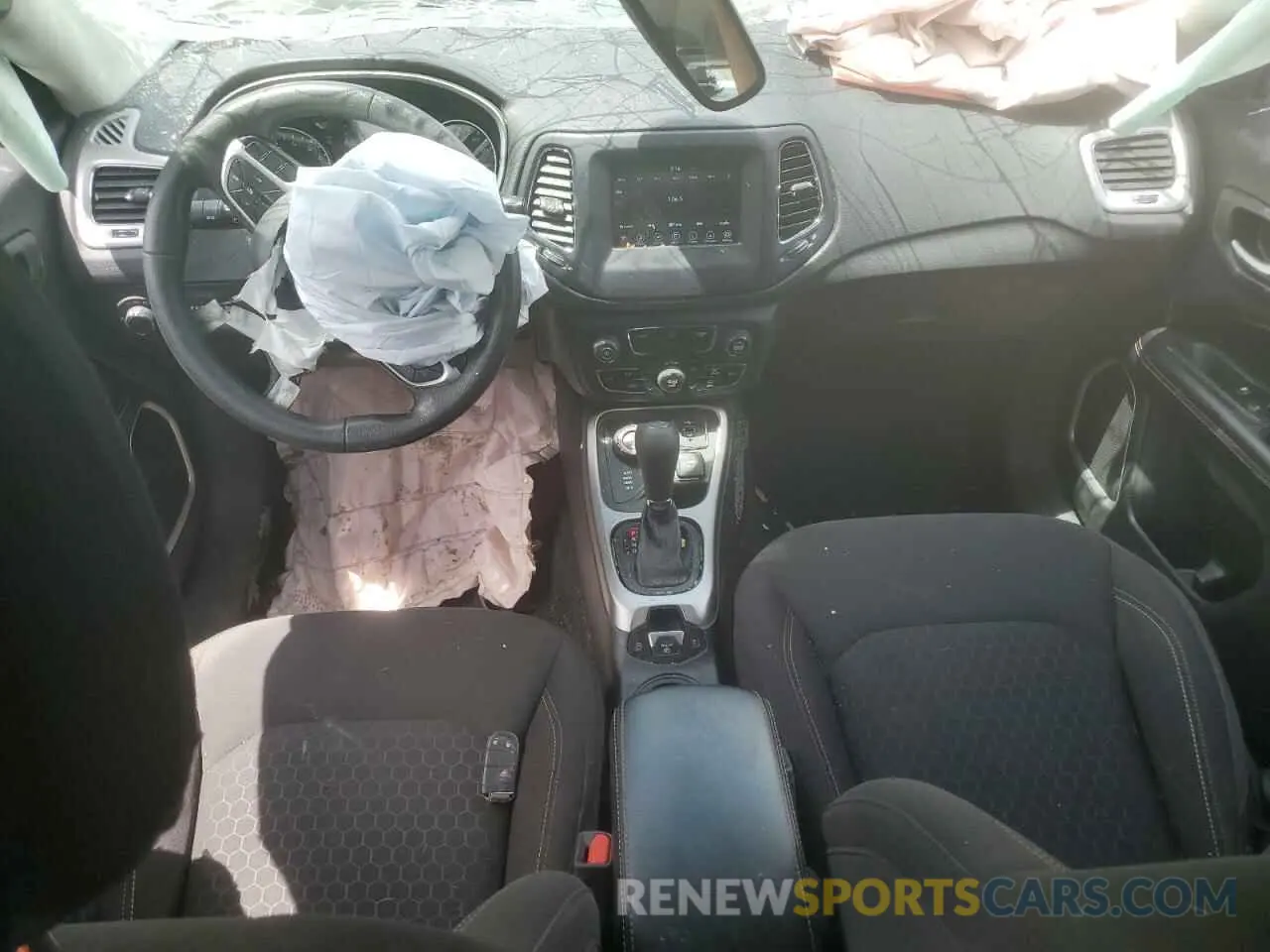8 Photograph of a damaged car 3C4NJDAB7MT598591 JEEP COMPASS 2021