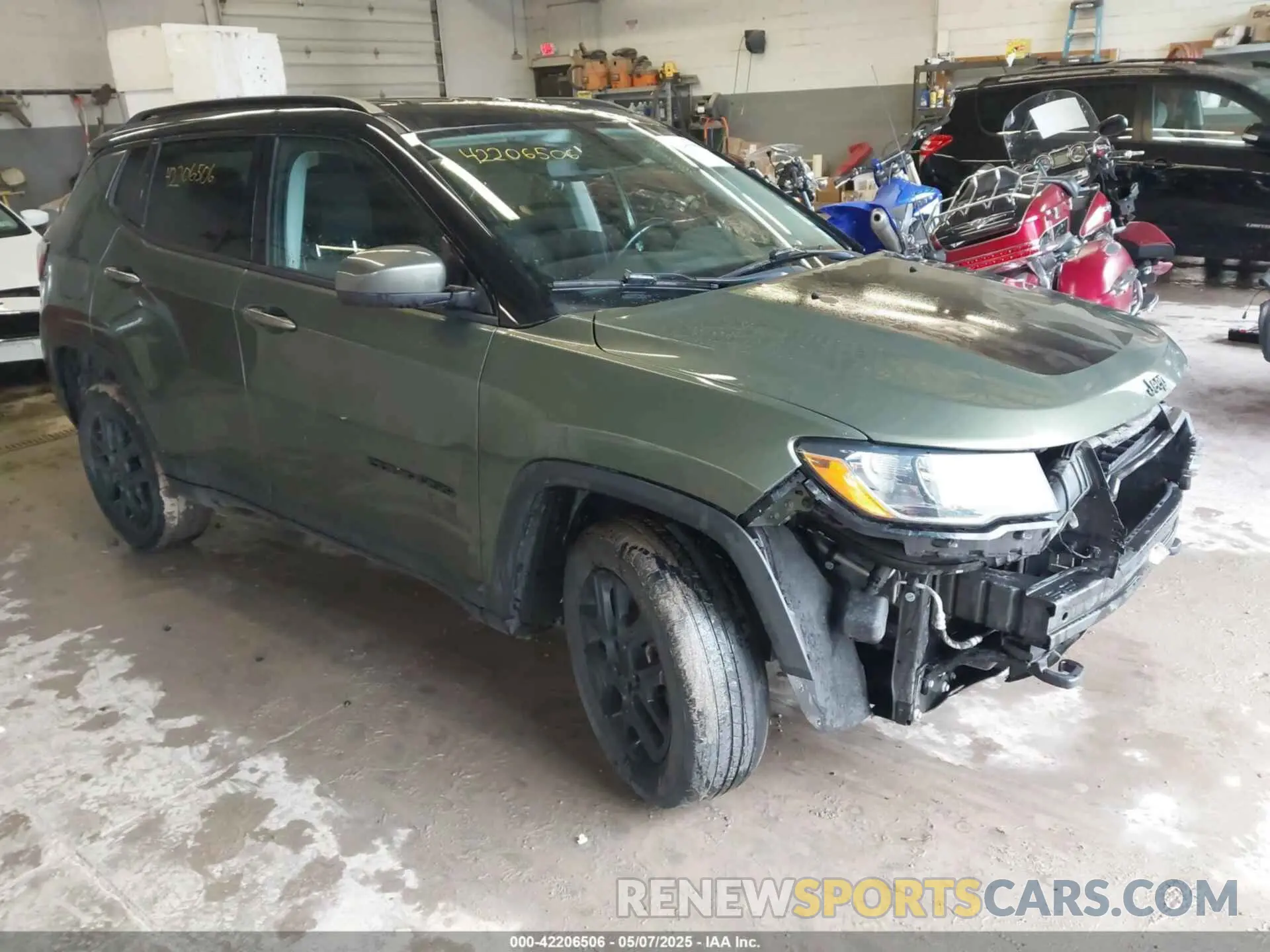 1 Photograph of a damaged car 3C4NJDAB8MT591231 JEEP COMPASS 2021