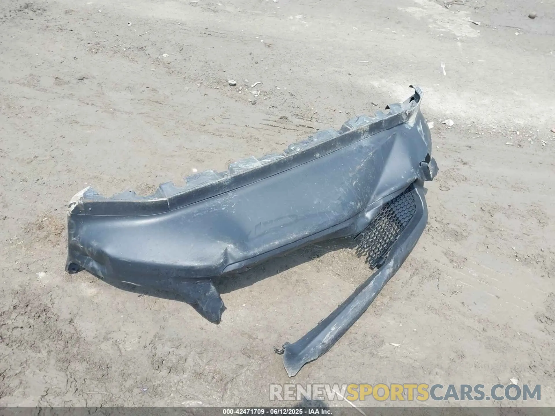 12 Photograph of a damaged car 3C4NJDAB9MT566547 JEEP COMPASS 2021