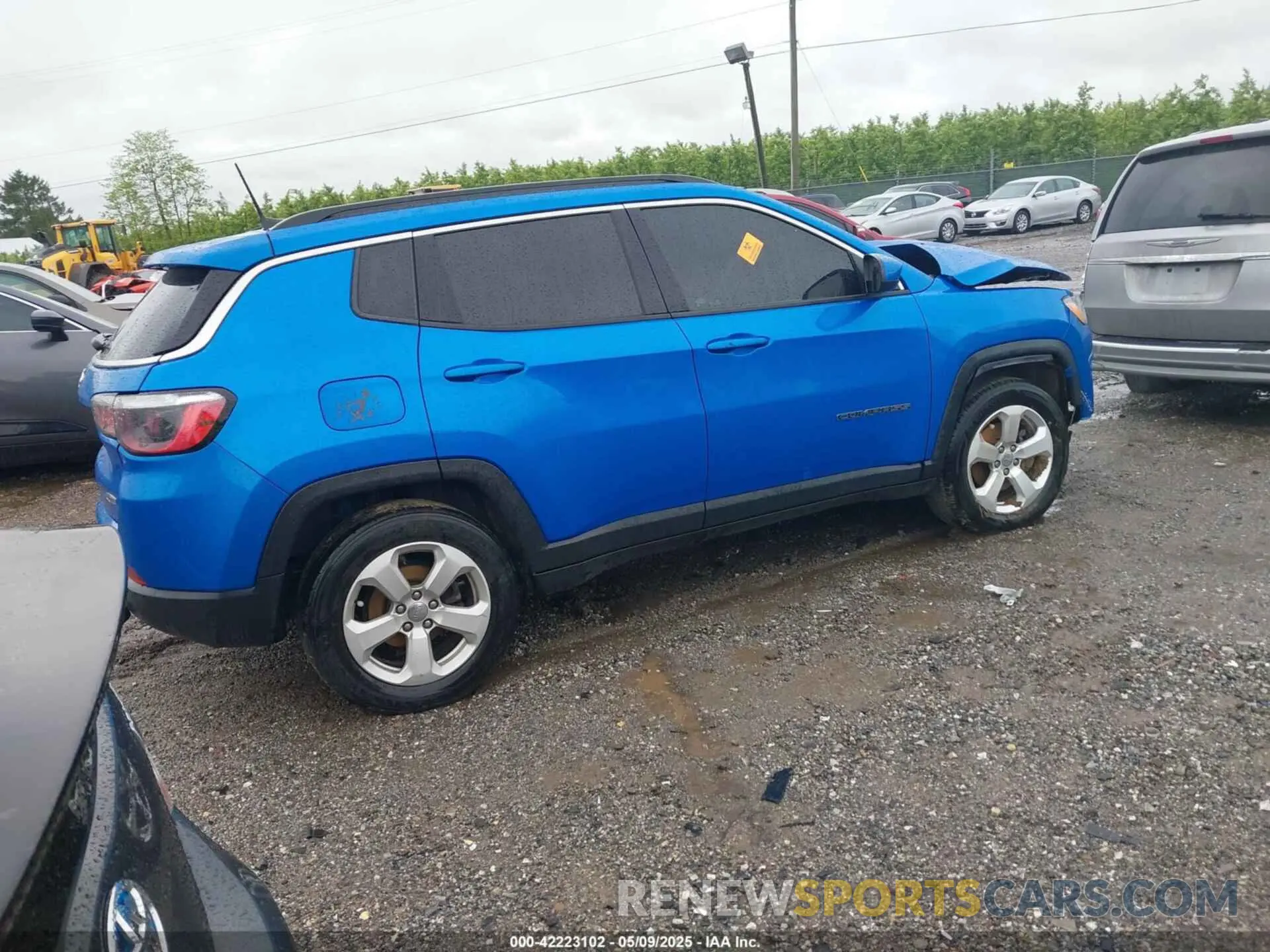 4 Photograph of a damaged car 3C4NJDBB0MT570078 JEEP COMPASS 2021