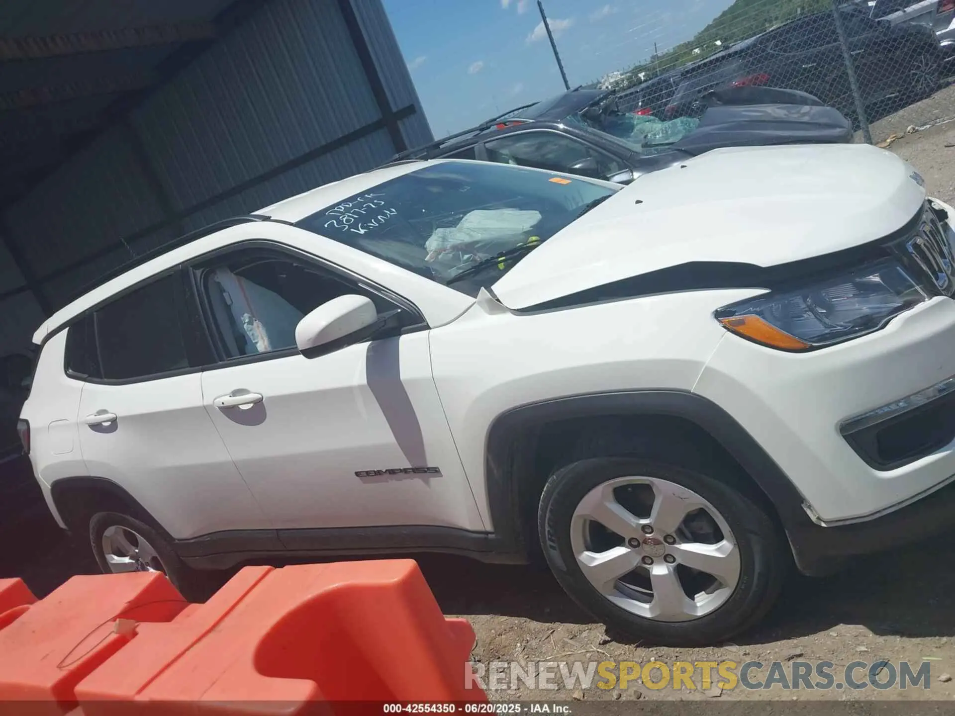 13 Photograph of a damaged car 3C4NJDBB0MT600115 JEEP COMPASS 2021