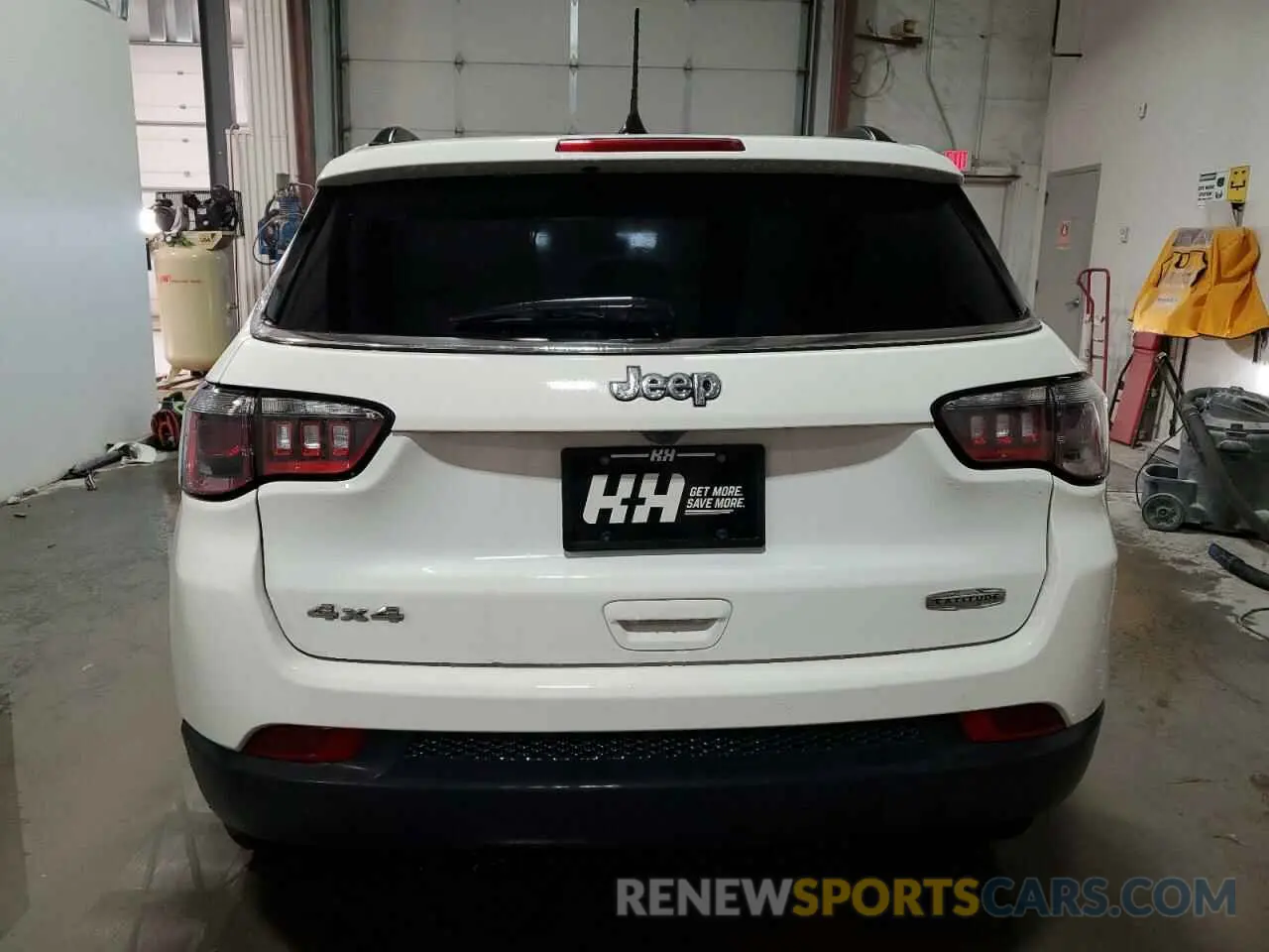 6 Photograph of a damaged car 3C4NJDBB1MT543701 JEEP COMPASS 2021