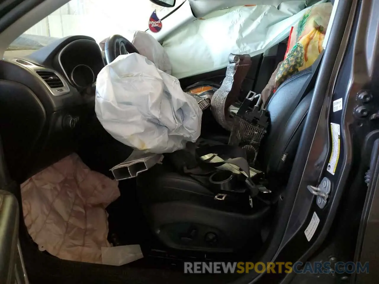 7 Photograph of a damaged car 3C4NJDBB1MT547733 JEEP COMPASS 2021