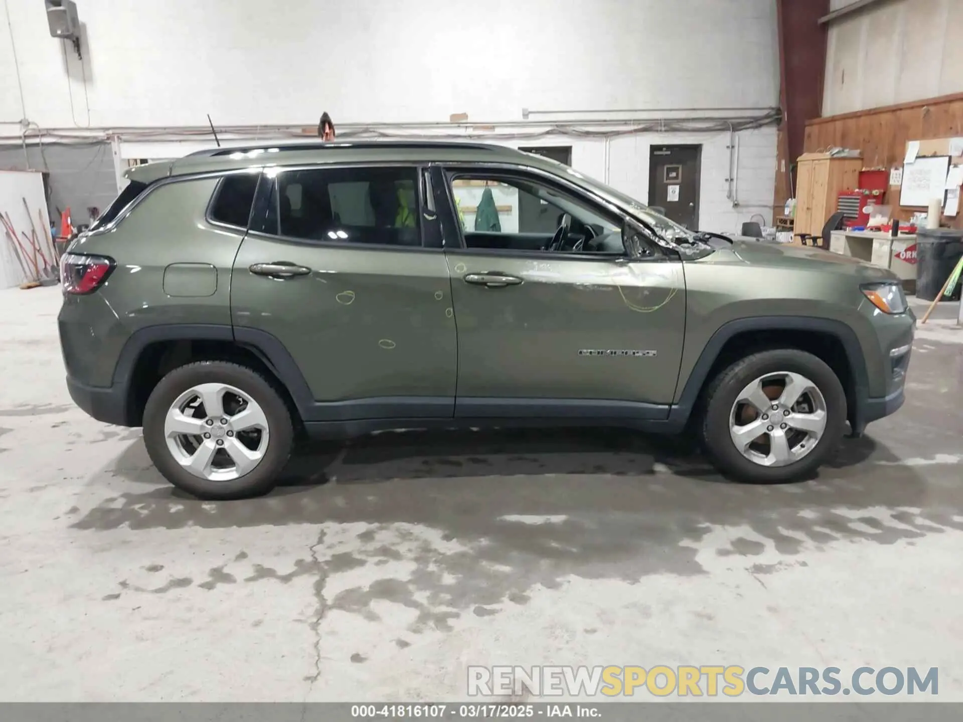 13 Photograph of a damaged car 3C4NJDBB1MT566220 JEEP COMPASS 2021